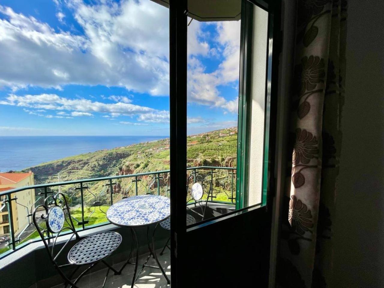 Sunset Star With Sea View Appartement Calheta  Buitenkant foto