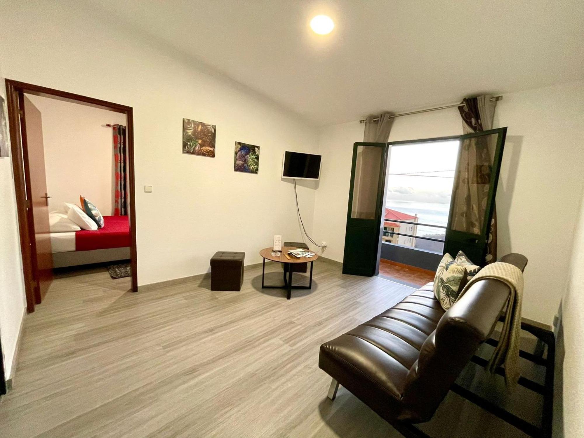Sunset Star With Sea View Appartement Calheta  Buitenkant foto