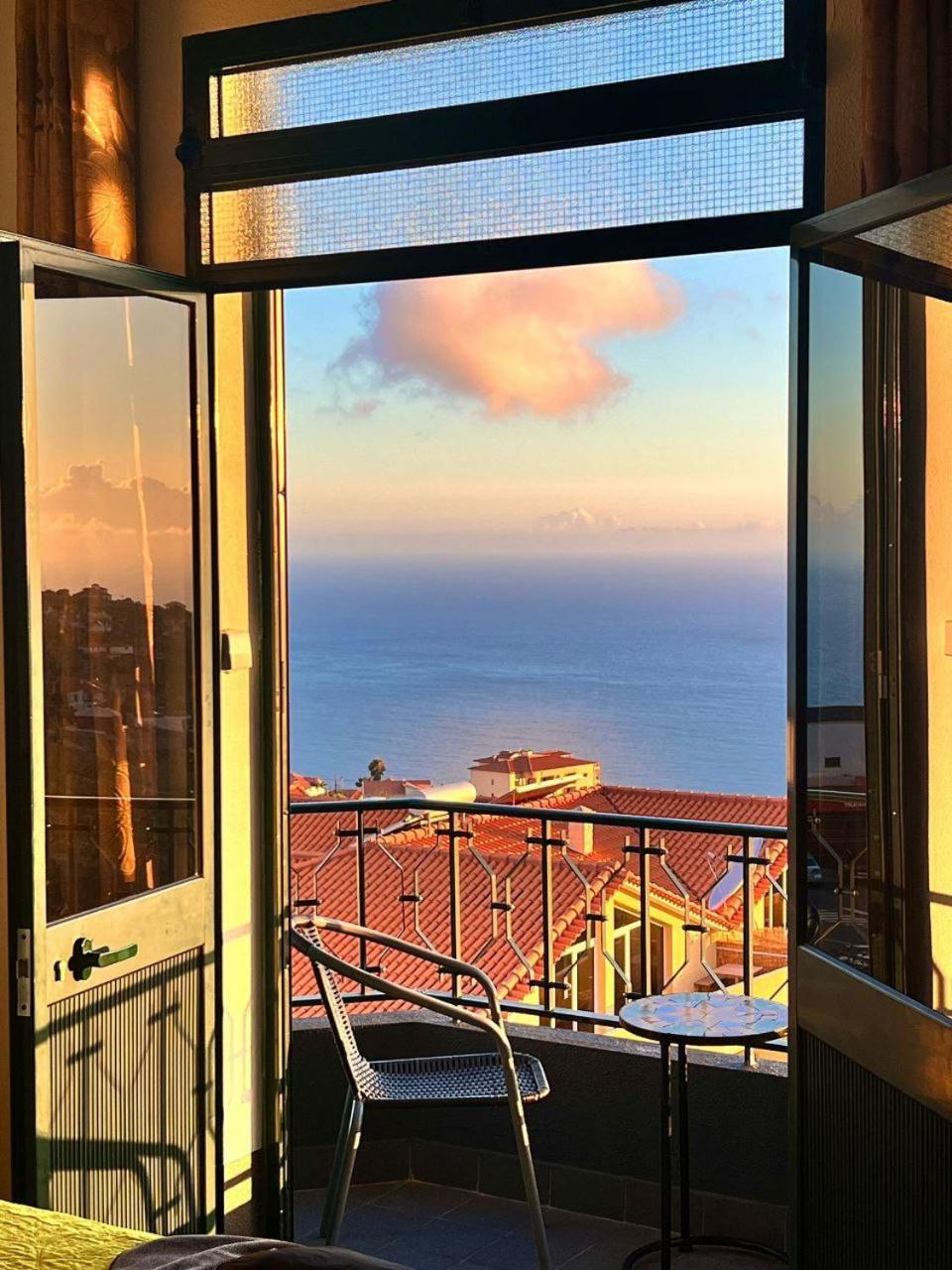 Sunset Star With Sea View Appartement Calheta  Buitenkant foto