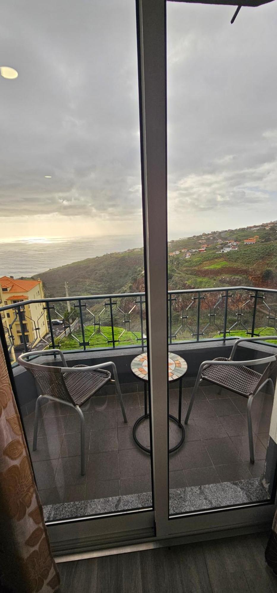 Sunset Star With Sea View Appartement Calheta  Buitenkant foto