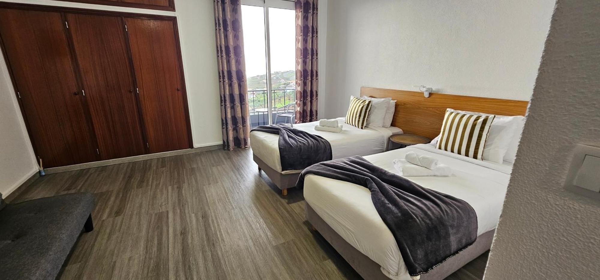Sunset Star With Sea View Appartement Calheta  Buitenkant foto